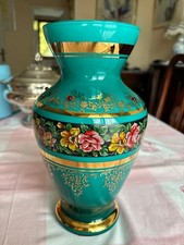 Vase Ancien en Opaline Turquoise Orné d'un décor de roses