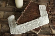 Vintage 1900s Edwardian White Crochet Lace Yoke Chemise Top Trim 30" Round