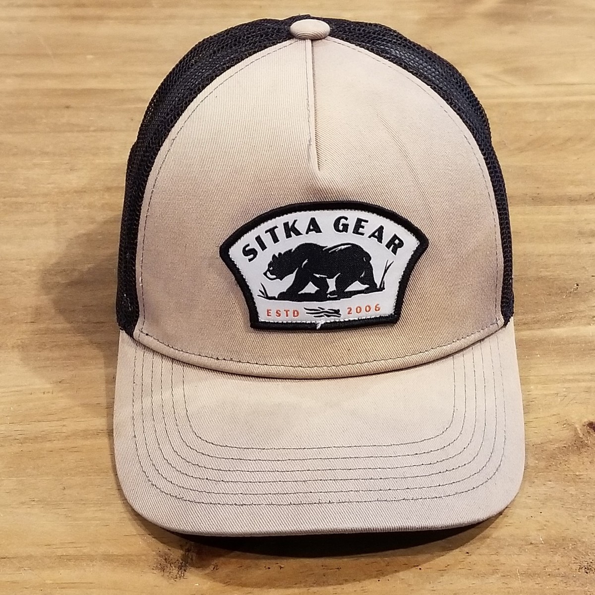 Sitka Gear Hat Cap Snapback Bear Hunting Mesh Back Trucker One Size Patch