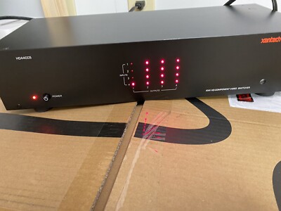 Xantech HD44CC5 4x4 HD-Component Video Matrix Switcher