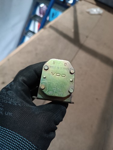 Waschwasserpumpe für Scheinwerferreinigung VDO 12.79 002 286 1279002286 002286 - Bild 5 von 5