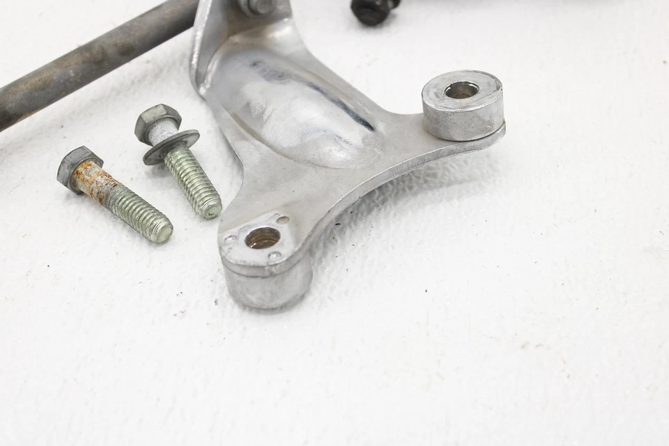 09-13 Harley Davidson Touring Electra King Road Glide Front & Top Engine Mounts - Image 3 of 4