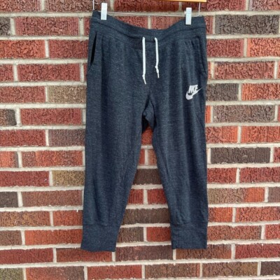 men's capri joggers nike