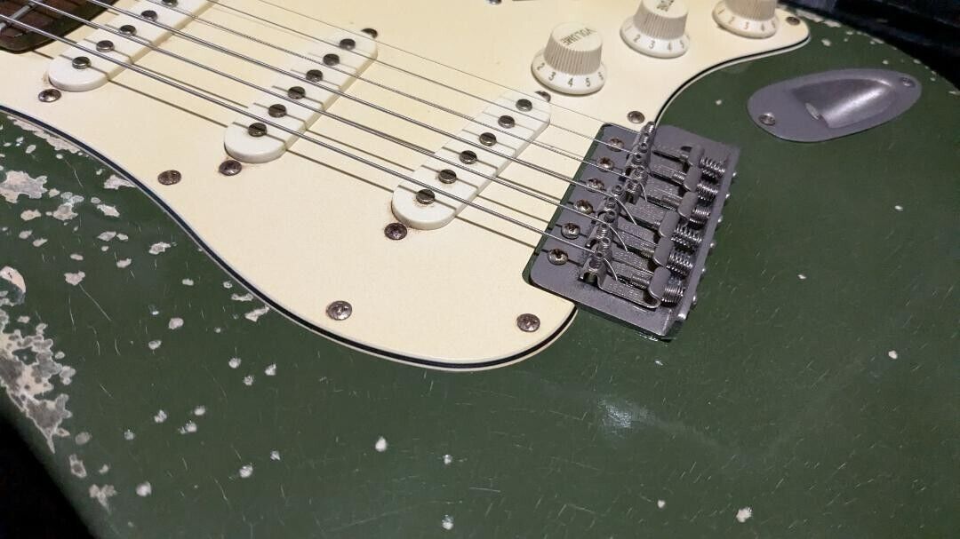 CustomElectrolic Relic OliveGreen Strato HeavyRelic CustomElectrolic Relic OliveGreen Strato HeavyRelic