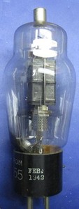 Vintage 1942 VT-55 Hytron   Radio Tube for Decoration ! USA  Military WW-II!