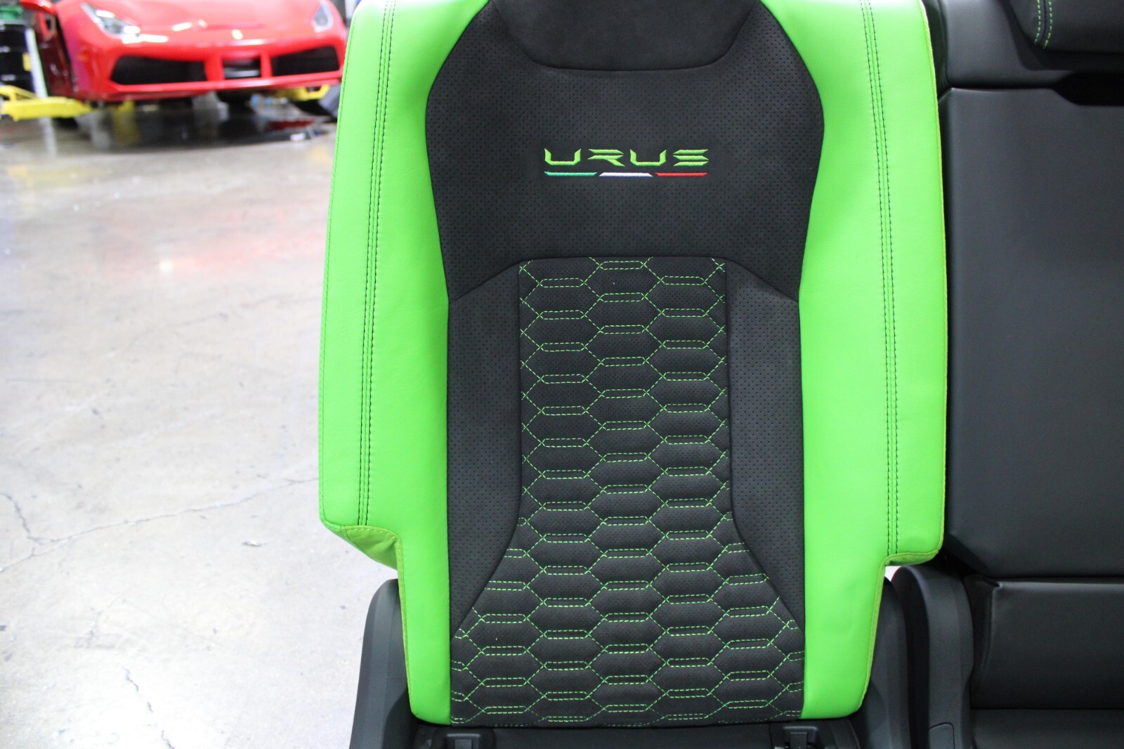Lamborghini Urus, Rear Seat Assembly , Black/Green, Used, P/N 4ML885001