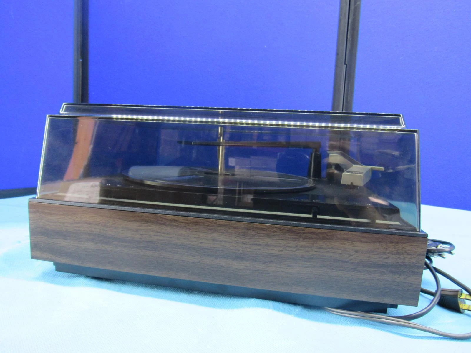 Picture 6 of 9
