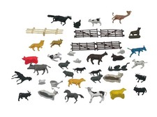 Vintage 35pc Farm Animal Figurines Set Plastic Toy Animals w/ Fences
