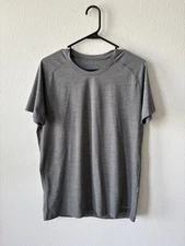 Twillory Men's Gray Athletic Tee Medium, Lightweight Honeycomb Tech Fabric