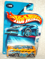 Hot Wheels 2004 Tag Rides Series Surfin' School Bus yellow,black base,ex.card