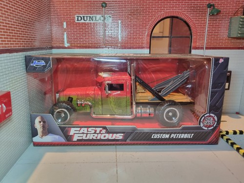 Fast And Furious Peterbilt 2019 32089 Hobbs Shaw 1:24 Jada Scale Model BNIB - Picture 8 of 8
