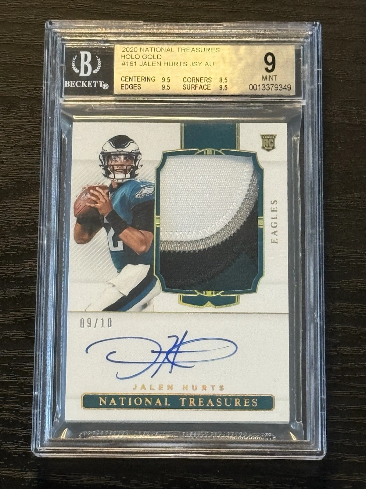 Jalen Hurts Panini National Treasures #161 Patch Autograph-Holo Gold