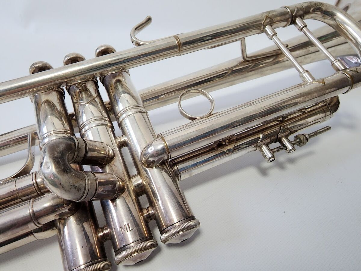Vincent Bach Stradivarius Model 180ML 37SP Trumpet silver Vincent Bach Stradivarius Model 180ML 37SP Trumpet silver