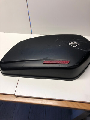 Harley-Davidson Softail FLSB Sport Glide Right Saddlebag Cover