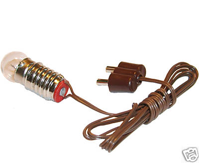 Fassung E10 mit Birnchen,Kabel,Stecker Lampe f.Krippe,Puppenhausbeleuchtung 3,5V