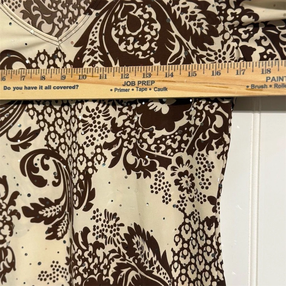 Blusa Y2K ajustada S marrom creme lantejoulas manga sino gola V estampa paisley boho glam - Imagem 4 de 4
