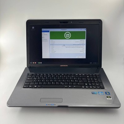Medion Akoya MD98920 17,3'' Laptop 128GB SSD 4GB RAM i3 Office geprüft gepflegt