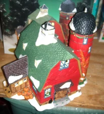 Heartland Valley Village The Old Barn Illuminated Porcelain House FREE SHIPPING