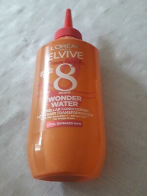 L'Oreal Elvive 8 Sekunden Wonder Wasser Haarspülung. 200 ml