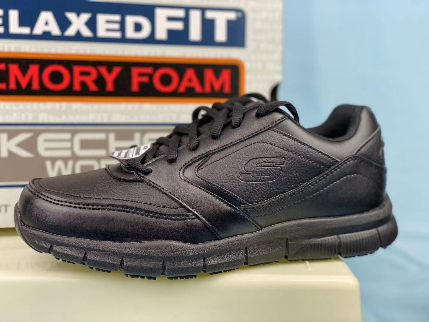 Skechers Men's work shoes for Health Care & Food Service Black eBay