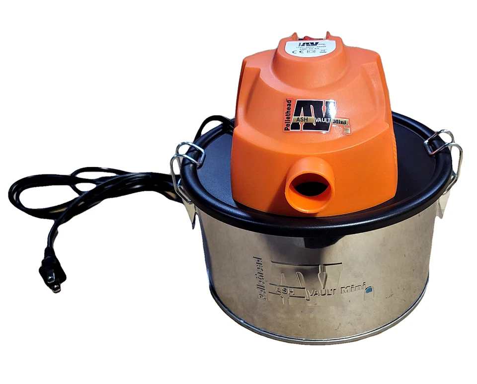 Pellethead Ash Vault Pro Mini 1 Gallon Vacuum 120V, 3' Rubber Coated Metal Hose - Image 4 of 4