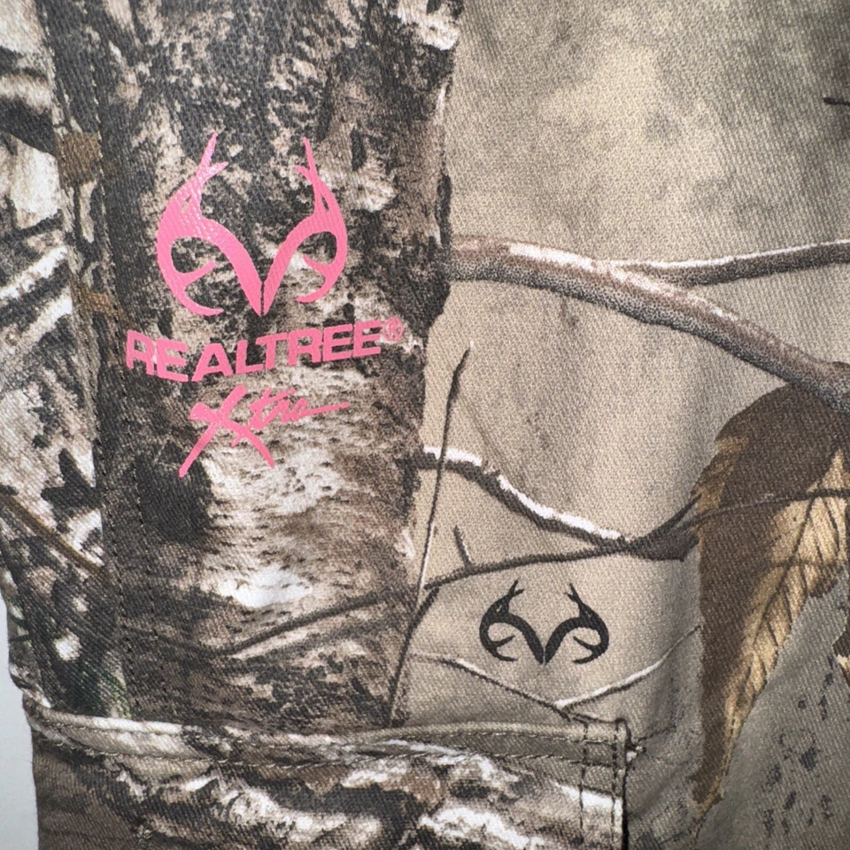 Realtree Xtra Hunting Cargo Pants Women's Med (32-36 x 32) Camouflage Women - Image 3 of 4