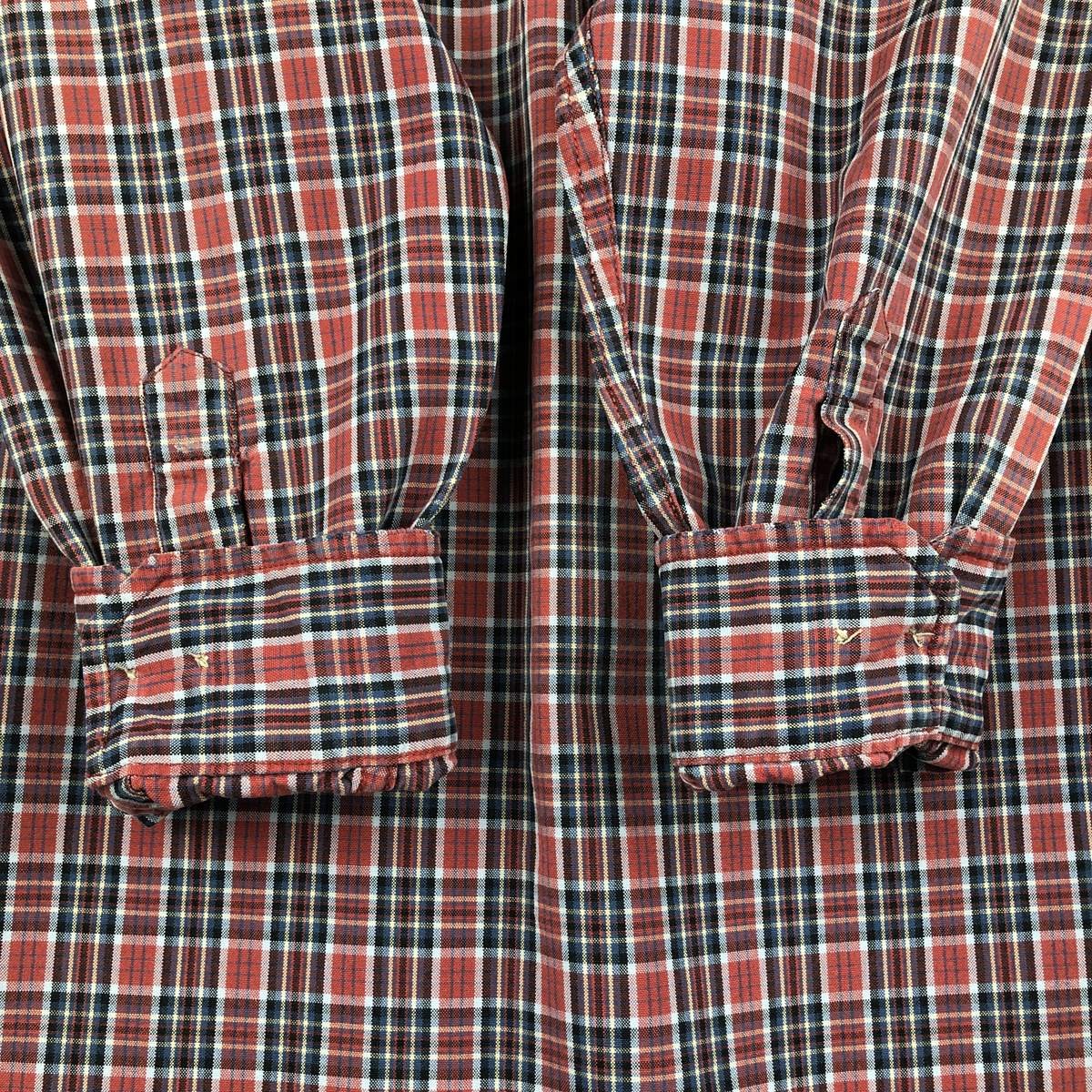 Used Carhartt Check Pattern Long Sleeve Button-Down Work Shirt Men's Size Medium thumbnail 9