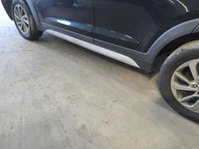 Driver Side TUCSON    2017 Rocker Panel Moulding 650496