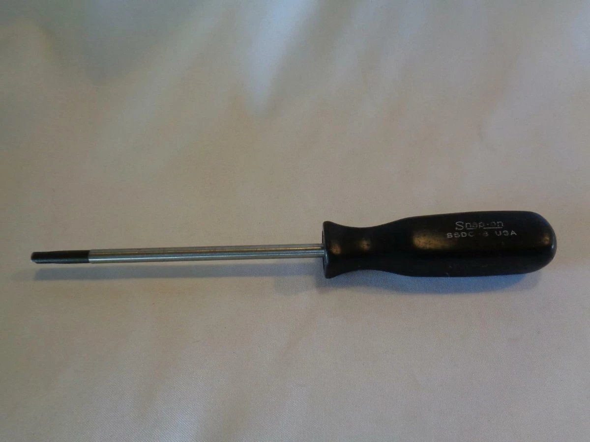 Clutch screwdriver outlet