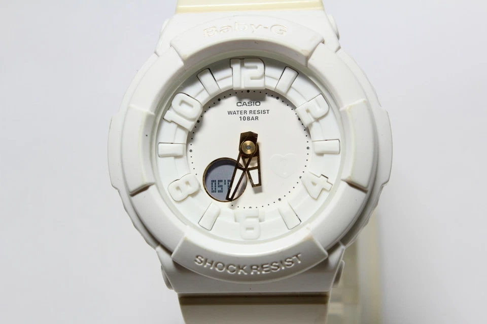 CASIO vintage BGA-132LA White Analog Digital Baby-G - Image 2 of 4