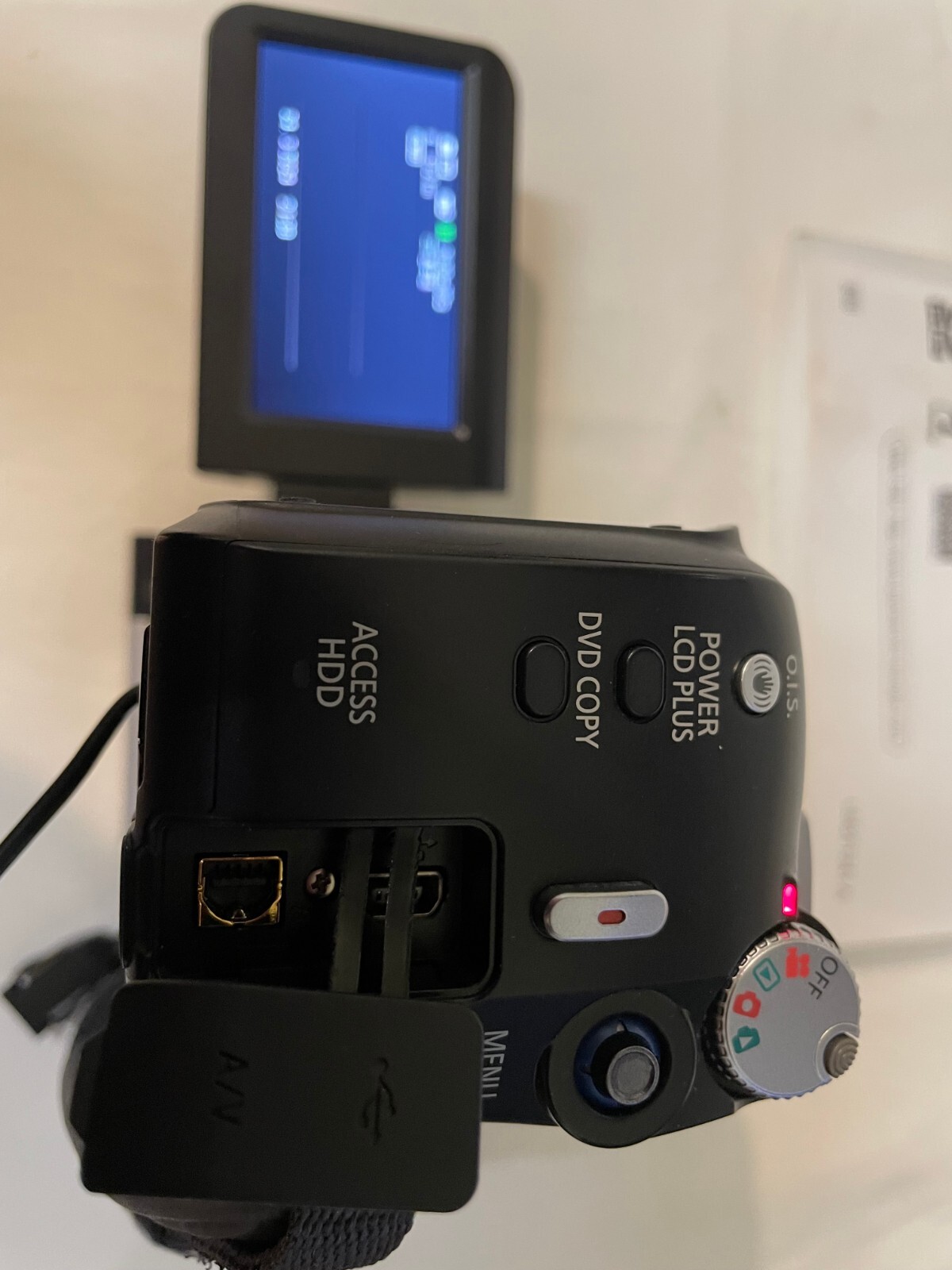 Videocamera Panasonic SDRH40 Silber, 42x Optical Zoom, 40GB HDD, SD