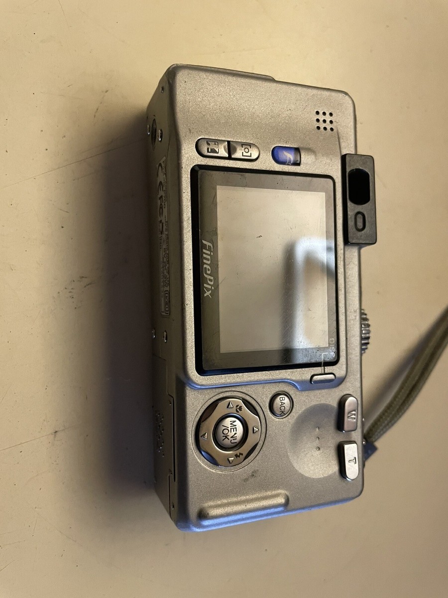 美品 動作品 平成レトロ Y2K FUJIFILM FinePix F700 FUJIFILM FINEPIX F700 シルバー - メルカリ
