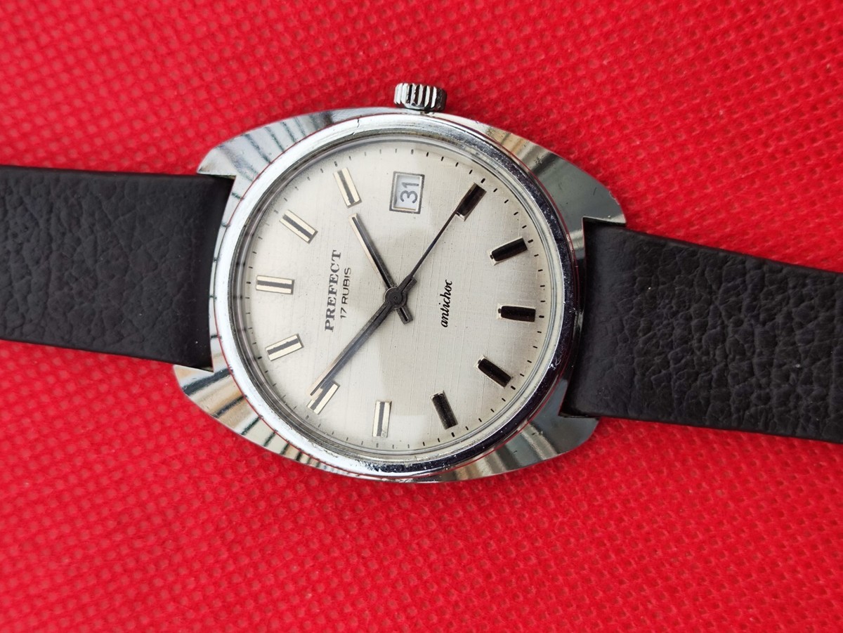 Vintage PREFECT 17 jewels Manual Wind Mens Watch _3686 | eBay