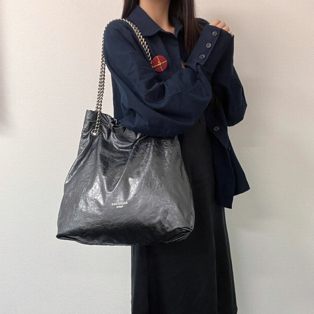Balenciaga Crush Medium Tote Bag Chain Shoulder Leather Balenciaga Crush Medium Tote Bag Chain Shoulder Leather