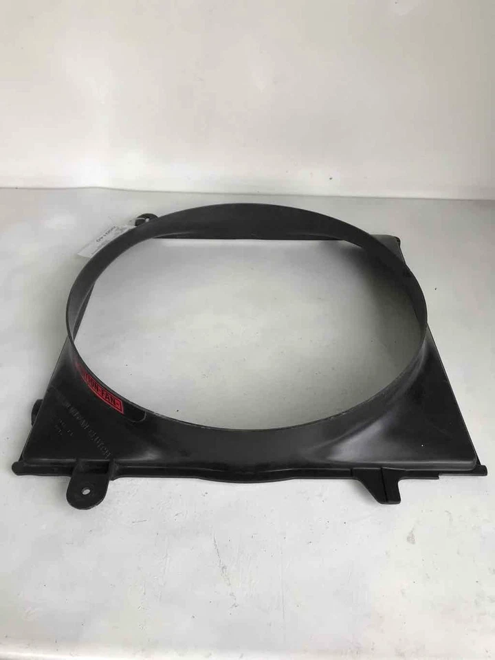 Cubierta del ventilador del radiador Ford Explorer 1995 4,0 L E52A 8146-FA usada Foto 2 de 4