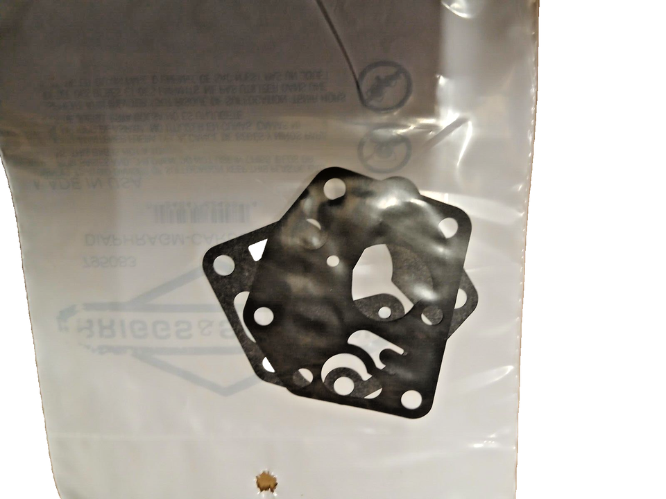 Membrane De Carburateur Briggs & Stratton 795083 - Pour Moteurs 3-3.75 HP Vertical Série 450-600
