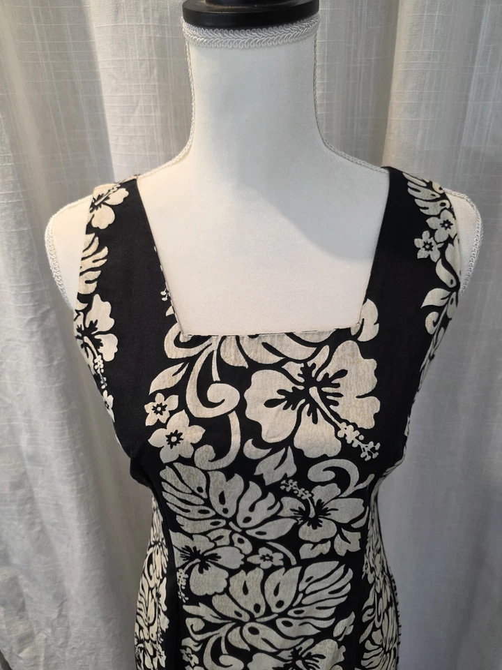 Vintage Royal Creations Black White Floral Sleeveless Hawaiian Maxi Dress Size M - Image 2 of 4