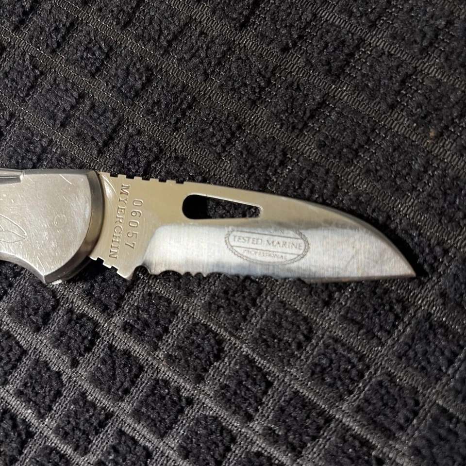 Myerchin Sailors Tool Linerlock Folding Knife Gray Stainless Marlin Spike Gen 1 - Image 3 of 4