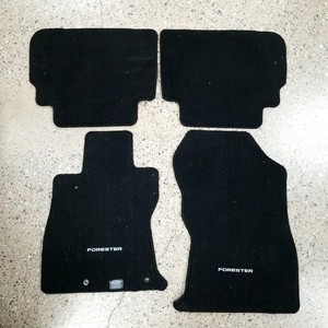 Subaru Forester Fabric Floor Mat Set In Black