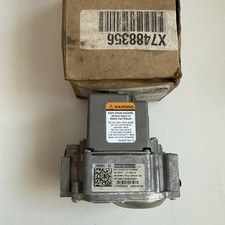 OEM Lennox 93M80 | 100365-01 Gas Valve VR8205s2379 NEW NOS