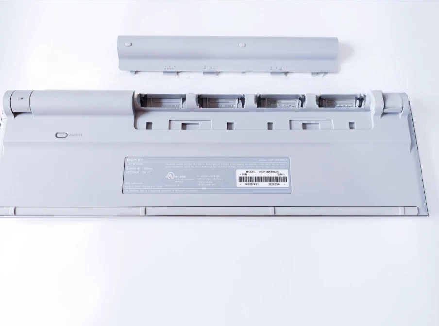 Sony Vaio Wireless Keyboard WKB9US Sliver - Image 4 of 4