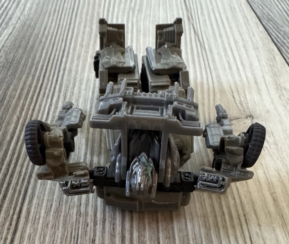 Transformers Megatron Cyberverse Dark Of The Moon Commander Series 1 Hasbro EUC! - Image 4 of 4