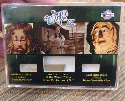 Wizard Of Oz Breygent Triple Prop Card Scarecrow- Lion Hair -Wagon Wheel