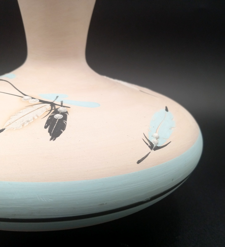 Native American Hand-Made Art Pottery Vase Signed Alex's Studio Three Feathers - Picture 5 of 11