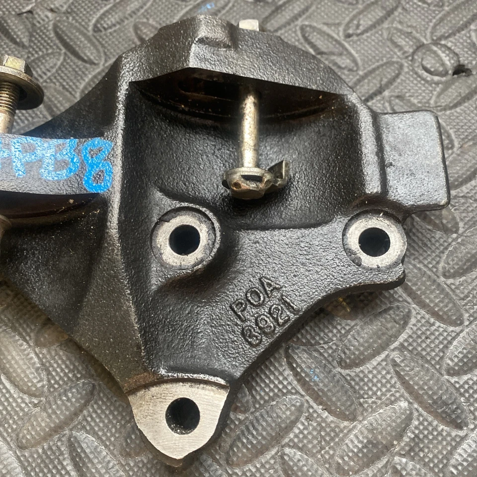 Honda Accord 1994-1997 OEM 2,3 L 4 cilindros Soporte de bomba de dirección asistida Foto 3 de 4