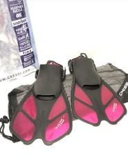 Cressi Blulove Pink  Black Swim Snorkel Fins-Short. Men  s Size M-XL 9-13 W/ Bag