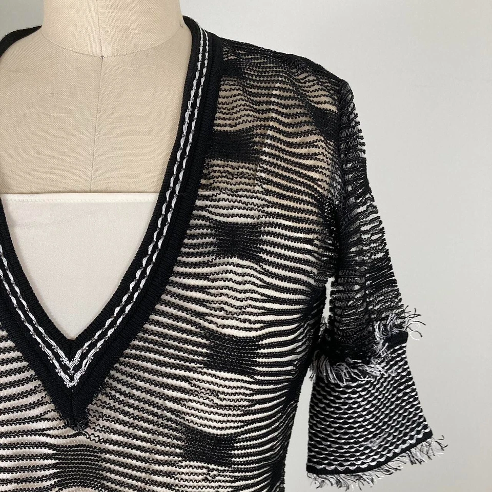 maxi vestido de malla crochet blanco y negro años 90 gianfranco ferré Foto 4 de 4