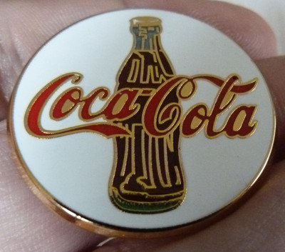 SCHÖNE PINS GETRÄNK COCA COLA WEISS FLASCHE 94 ZAMAK 3,50 CM 