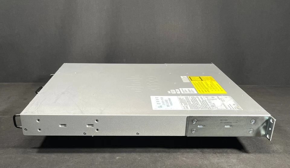 Cisco Catalyst 4948 WS-C4948E 48 Port Giga Switch - AC POWER - Same Day Shipping - Image 4 of 4