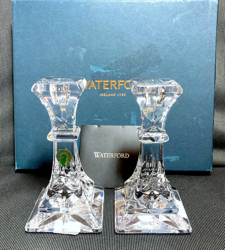 PORTAVELAS WATERFORD LISMORE CRISTAL BASE CUADRADA HECHO A MANO 6" 2 PIEZAS 1060913 NUEVO Foto 3 de 4